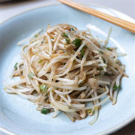 Bean Sprouts Stir Fry - Onolicious Hawaiʻi