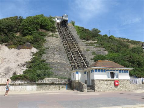 West Cliff Lift, Bournemouth © Malc McDonald cc-by-sa/2.0 :: Geograph ...