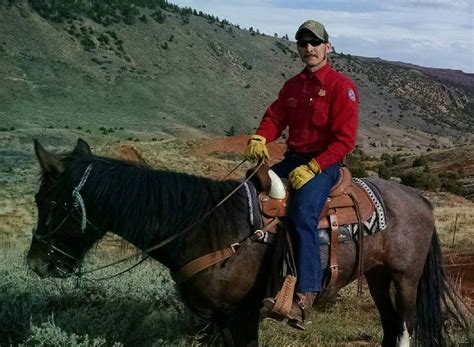 Wyoming Game and Fish Department - Two new game wardens in the Lander ...