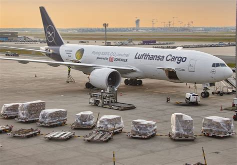 Lufthansa Cargo leads transformation course of airfreight industry