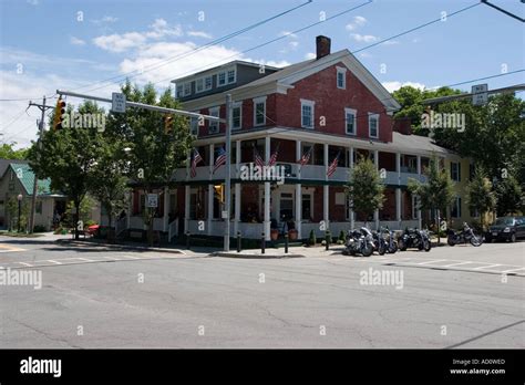 Dimmick inn milford pennsylvania hi-res stock photography and images ...