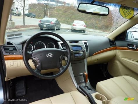 Camel Interior 2009 Hyundai Sonata Limited Photo #40177765 | GTCarLot.com