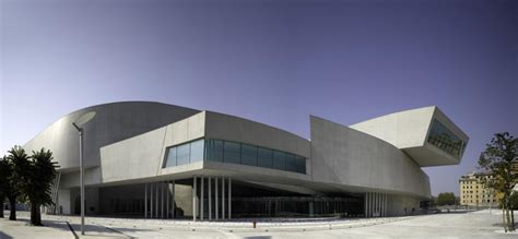 THE MAXXI MUSEUM | misfits' architecture