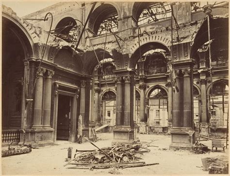 Inside the ruins of the Hôtel de Ville after the Commune, Paris | Architecture mapping, Ruins, Archi