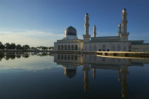 Hello Talalay: The City Mosque Of Kota Kinabalu