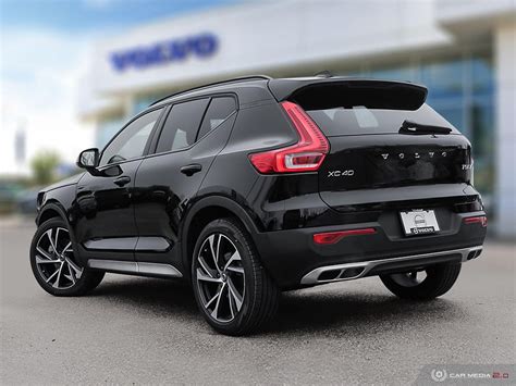 New 2020 Volvo XC40 R-Design | Premium Performance & Safety SUV for ...