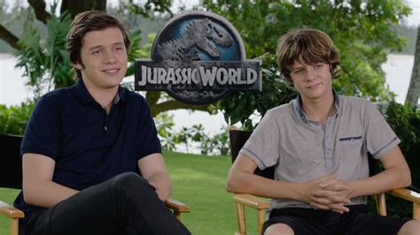 Ty simpkins jurassic world - HeleneKatelin