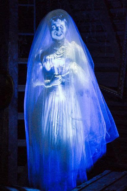 Magic Kingdom - Ghost Bride | Ghost bride, Disney haunted mansion, Haunted mansion