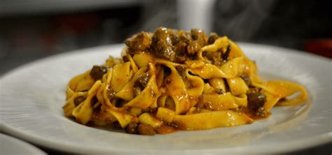 The 11 Best Foods and Dishes To Try in Florence in 2023 | The Tour Guy