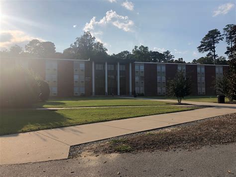 Three students report being robbed at gunpoint on Chowan University campus