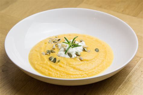 Cauliflower-Carrot Puree Soup