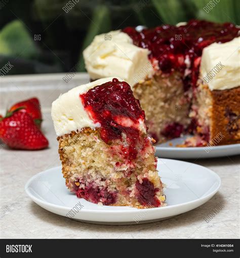 Cherry Cake Cream Image & Photo (Free Trial) | Bigstock