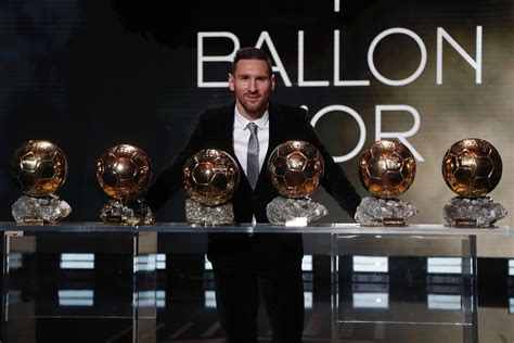 Messi recibe su sexto Balón de Oro