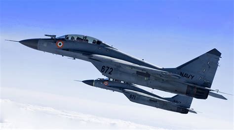 India, problemas con el motor del MiG-29K comprometen el funcionamiento ...