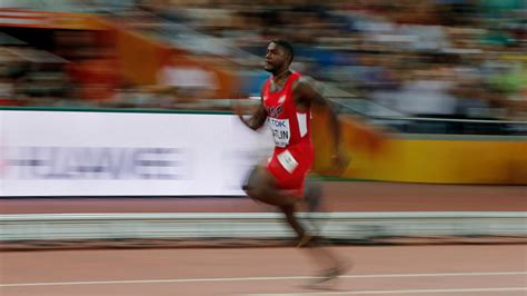 Gatlin Beats Bolt’s 100m Heat Timing to Qualify for Semi-Finals