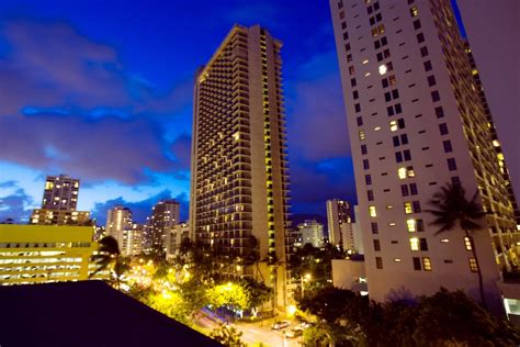 Book Waikiki Beach Marriott Resort & Spa in Honolulu | Hotels.com