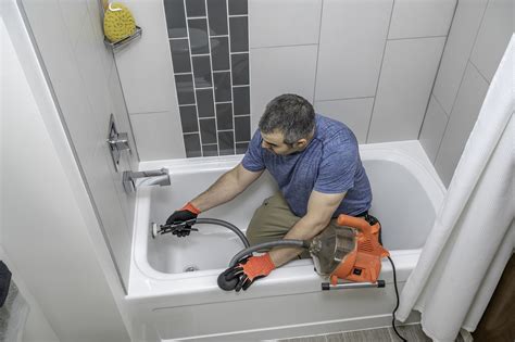 3 Ways to Block a Bathtub Drain Without A Plug | Ricks Plumbing
