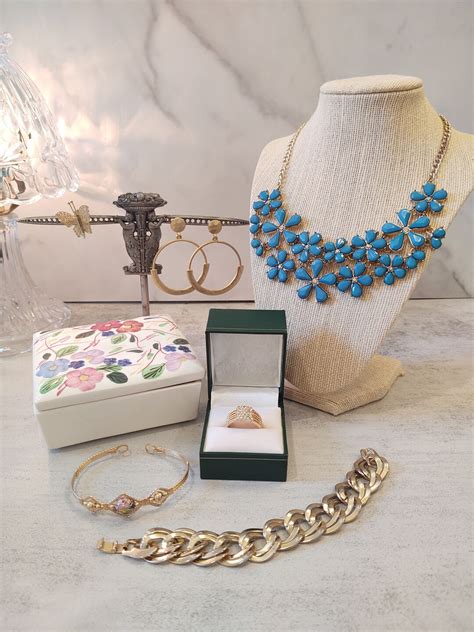 Blue Ridge Jewelry Box With Jewelry Included Southern Potteries Ring Necklace Bracelet P139 - Etsy