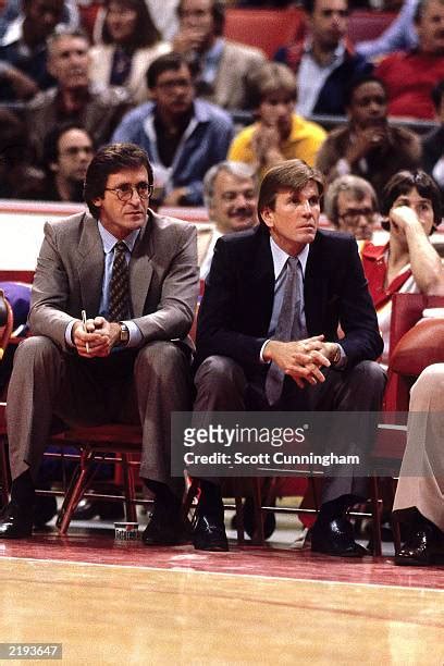 Lakers Coach Pat Riley Photos and Premium High Res Pictures - Getty Images