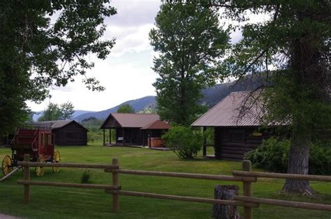 PARADE REST RANCH - Prices & Reviews (West Yellowstone, MT)