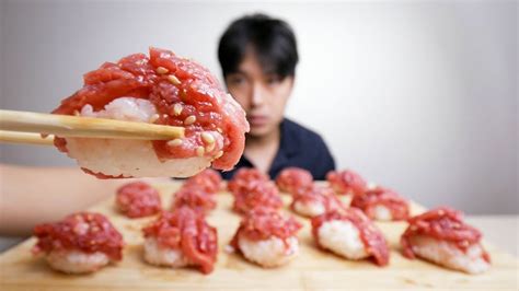 Trying Raw Beef Sushi - YouTube