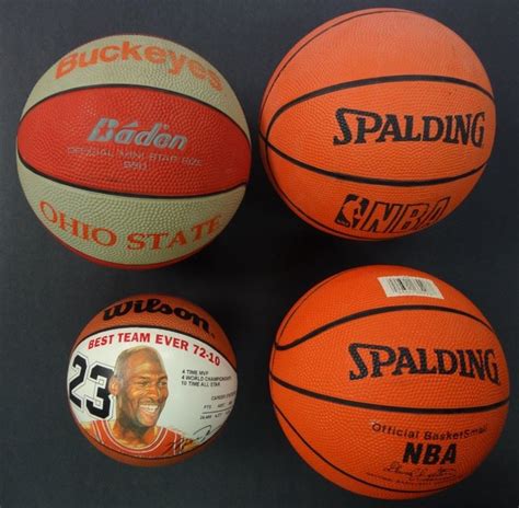 (4) Mini Basketballs: MICHAEL JORDAN "BEST TEAM EVER" MINI LITHO BASKETBALL