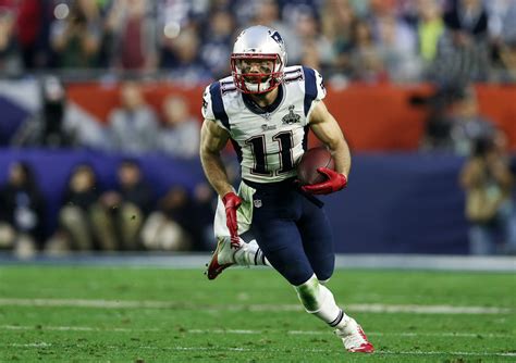 Super Bowl 2015: Patriots take late lead on Julian Edelman TD catch - Sports Illustrated