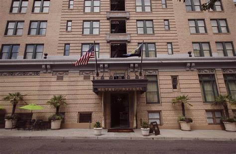 Hotel deLuxe Portland Exterior | Hotel deluxe, Portland hotels, Hotel deluxe portland