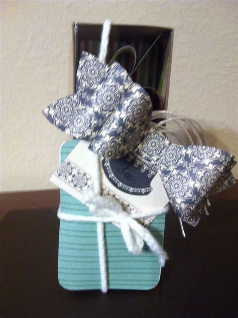 Packaging & bows | Package bows, Bows, Gifts