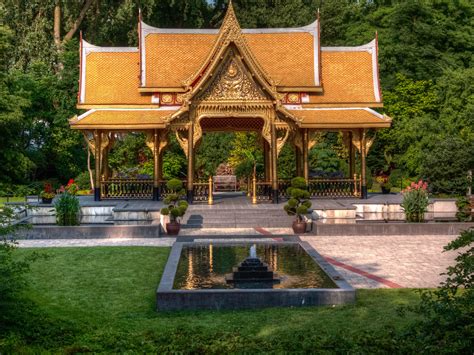 Thai Pavilion, Olbrich Botanical Gardens. Madison, WI. : r/photocritique