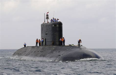 Russia's Latest Stealth Kilo-Class Submarine Looks Like a Killer - 19FortyFive