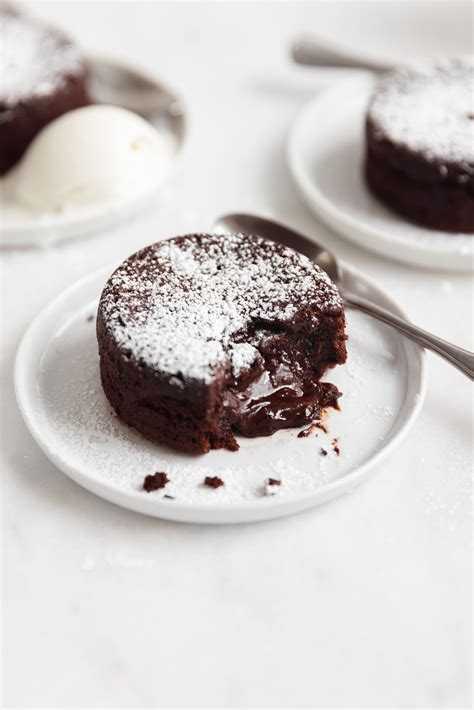 Molten Lava Cakes - Broma Bakery