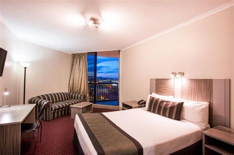 Hotel Grand Chancellor Brisbane in Australia - Room Deals, Photos & Reviews