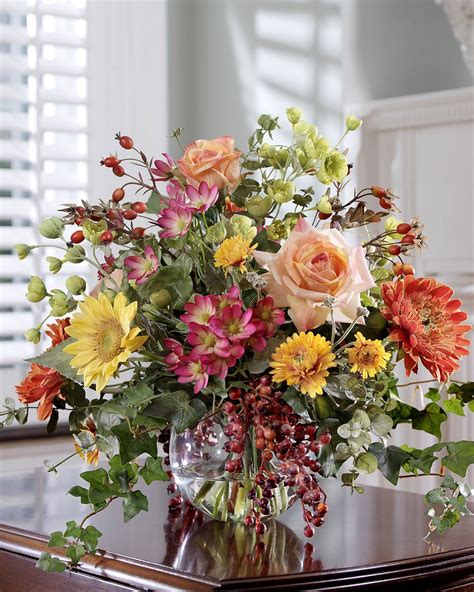 Brilliant 15 Gorgeous Easter Flower Arrangement For Centerpieces Decoration I… | Large flower ...