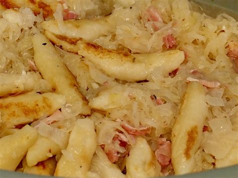 Schupfnudeln mit Sauerkraut – German Potato Noodles with Sauerkraut and Bacon – Cut 2 the Recipe ...