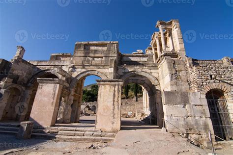 Library of Celsus in Ephesus 10296741 Stock Photo at Vecteezy