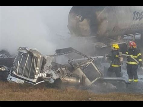 Crash Involving Anhydrous Ammonia Tanker Near Minot, ND - YouTube