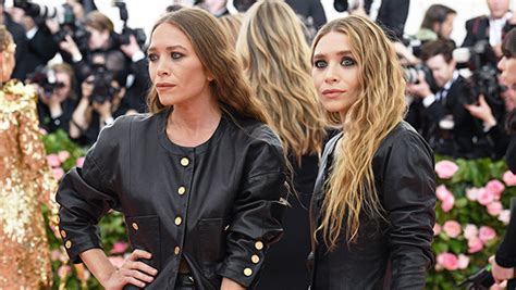 Mary-Kate & Ashley Olsen Make Appearance At Paris Fashion Week: Watch – Hollywood Life