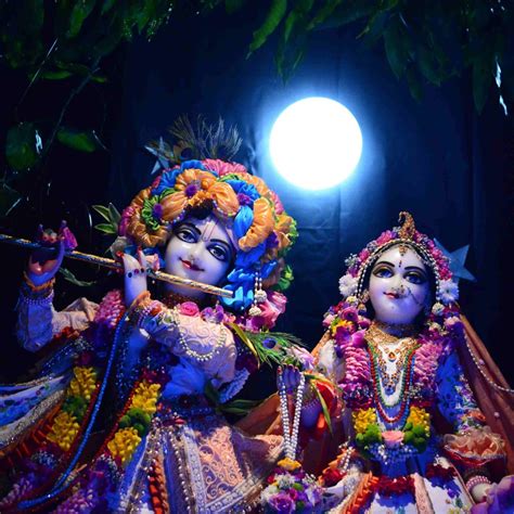 Iskcon Radha Krishna Hd Wallpaper For Laptop Iskcon Mayapur