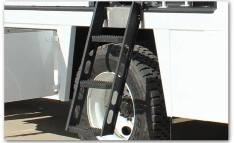 Side Step Ladder :: Service Truck Solutions