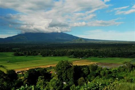 Mount Banahaw - Beautiful tourist spot in the world