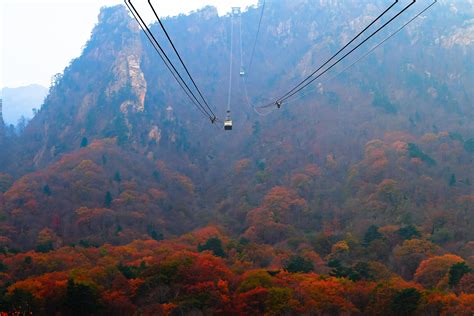 Cable Car way to Seoraksan mountain national park,Korea 9292833 Stock ...