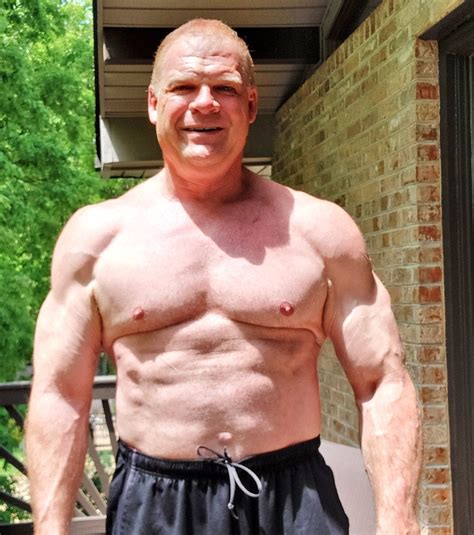 Kane on Twitter: Thanks to @DDPYoga and low carbs for making 55 look (and feel) this good! : r ...