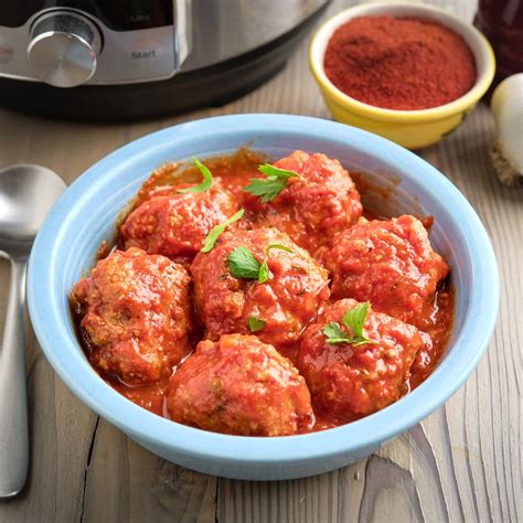 Instant Pot Spanish Meatballs (Albondigas) with Tomato Sauce ...