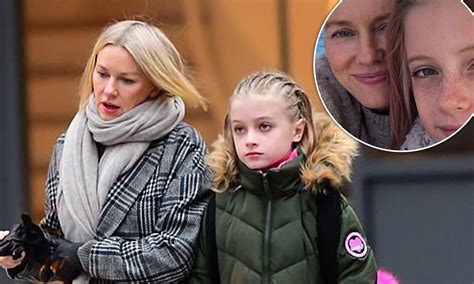 Liev Schreiber Daughter, Naomi Watts Liev Schreiber Reunite For Tiktok ...