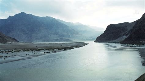 IM | How India and Pakistan are competing over the mighty Indus river