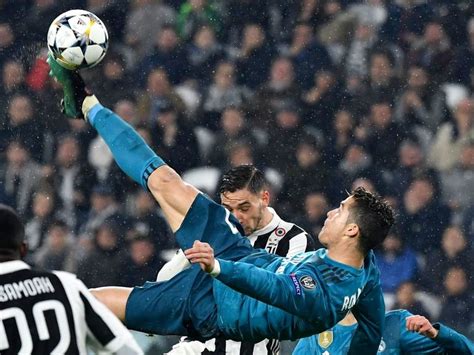 Ronaldo praises Puskas award winner Salah, but says goal vs. Juve 'was the best' | theScore.com