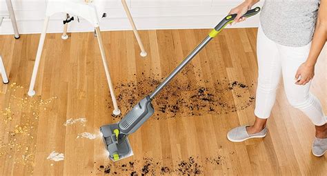 Shark VACMOP Pro Cordless Hard Floor Vacuum Mop Review