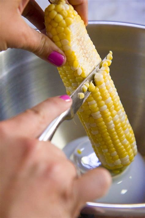 How to Freeze Corn on the Cob (Kernels or Ears) | Wholefully | Frozen corn recipes, Freezing ...