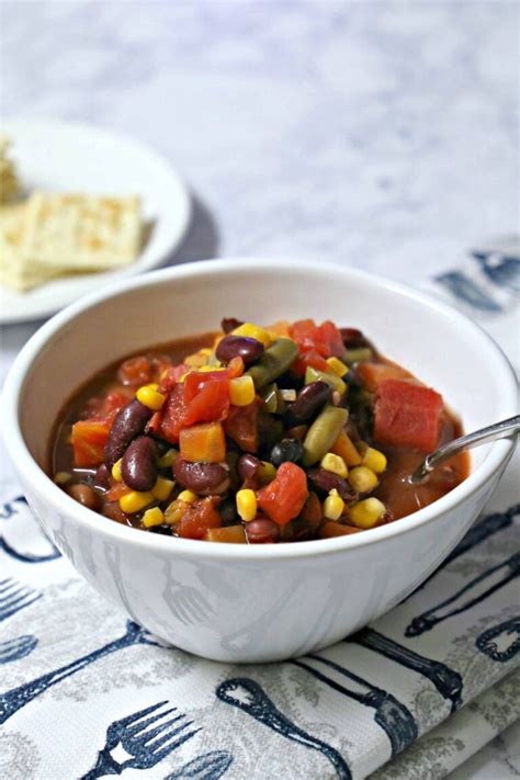 Easy Seven Can Vegetable Soup - Southern Kissed